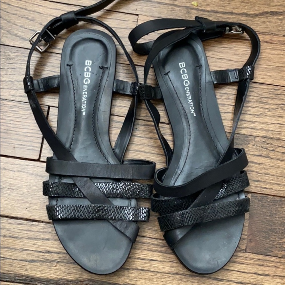 Super cute BCBG sandals